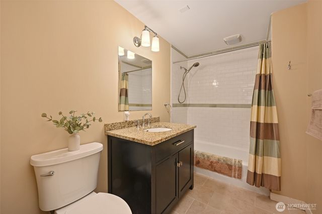 2822 23rd Avenue W, Seattle, WA 98199
