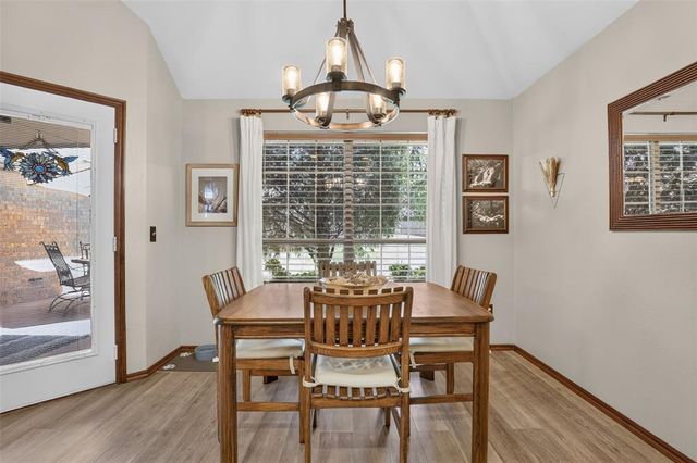 300 Crossland Court, Edmond, OK 73003
