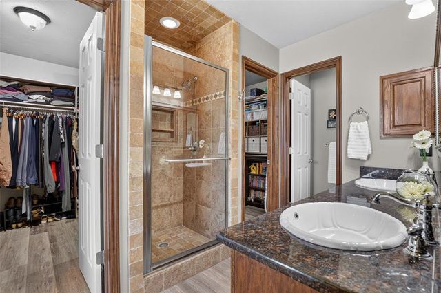 300 Crossland Court, Edmond, OK 73003
