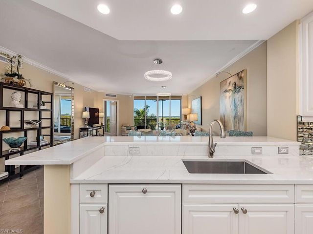 23850 Via Italia CIR # 403, Bonita Springs, FL 34134