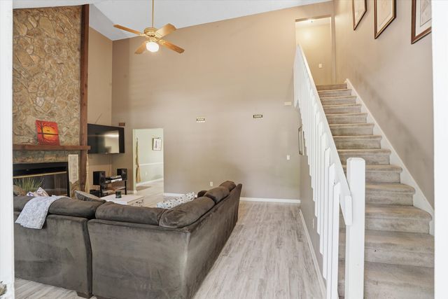 506 Upland Place, Mount Pleasant, SC 29464