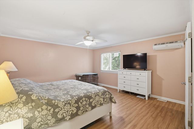 506 Upland Place, Mount Pleasant, SC 29464