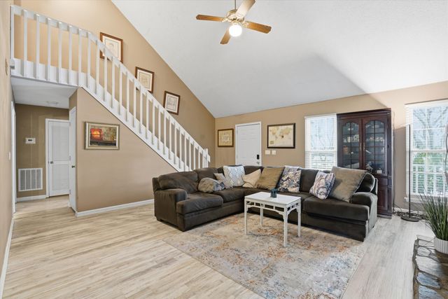 506 Upland Place, Mount Pleasant, SC 29464