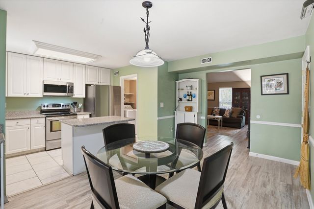 506 Upland Place, Mount Pleasant, SC 29464