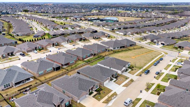 1112 Cornerstone Drive, Little Elm, TX 76227