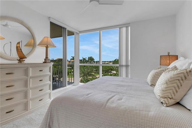 4255 Gulf Shore BLVD N # 201, Naples, FL 34103