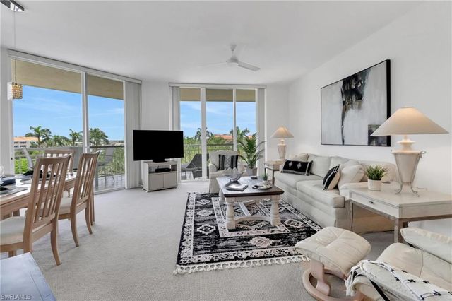 4255 Gulf Shore BLVD N # 201, Naples, FL 34103