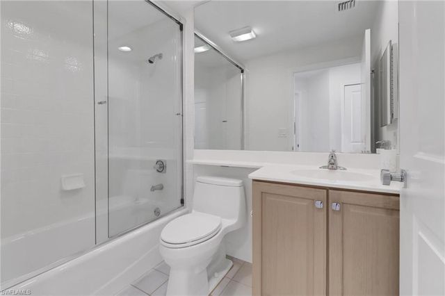 4255 Gulf Shore BLVD N # 201, Naples, FL 34103