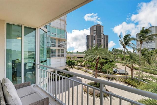 4255 Gulf Shore BLVD N # 201, Naples, FL 34103