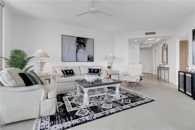 4255 Gulf Shore BLVD N # 201, Naples, FL 34103