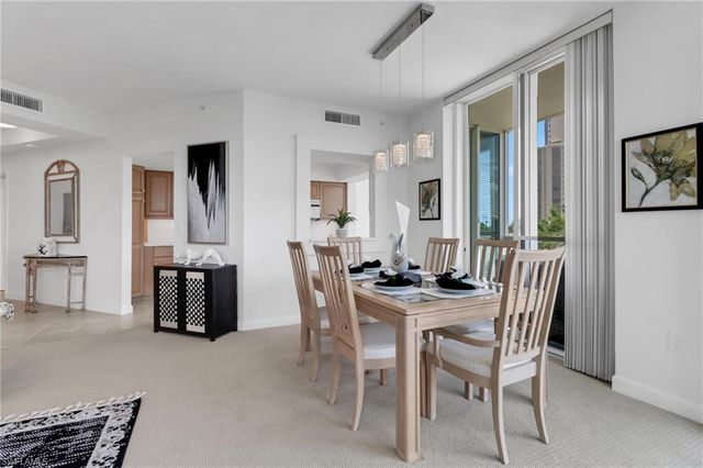 4255 Gulf Shore BLVD N # 201, Naples, FL 34103