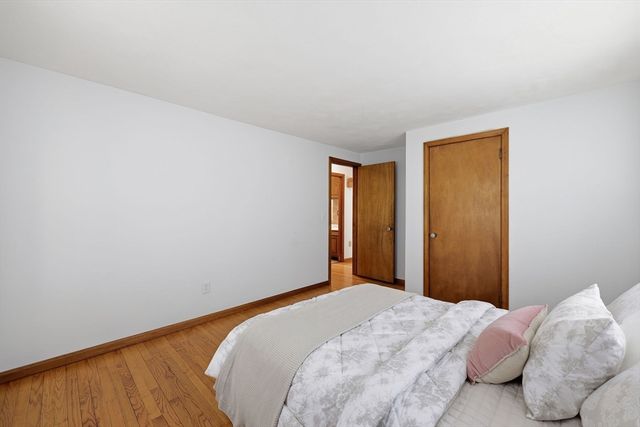 98 Clarence St, West Springfield, MA 01089