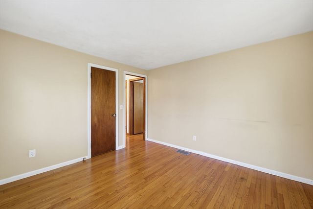 98 Clarence St, West Springfield, MA 01089