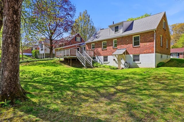 98 Clarence St, West Springfield, MA 01089