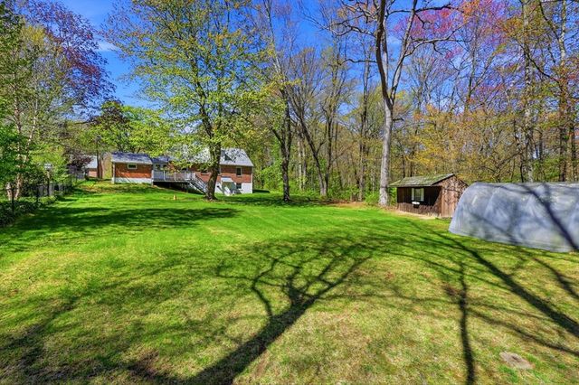 98 Clarence St, West Springfield, MA 01089