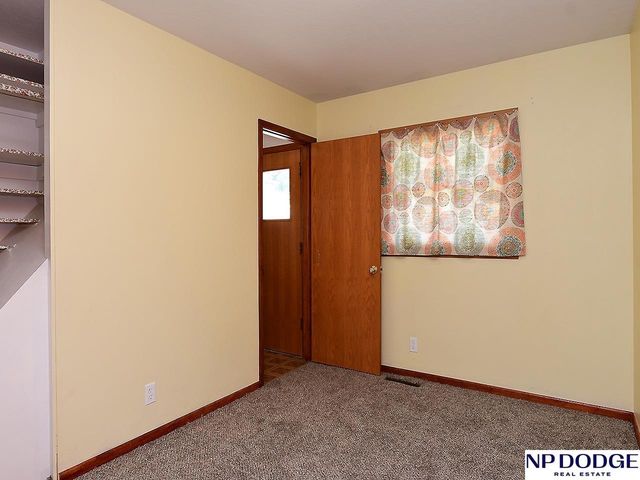 9422 Meredith Avenue, Omaha, NE 68134