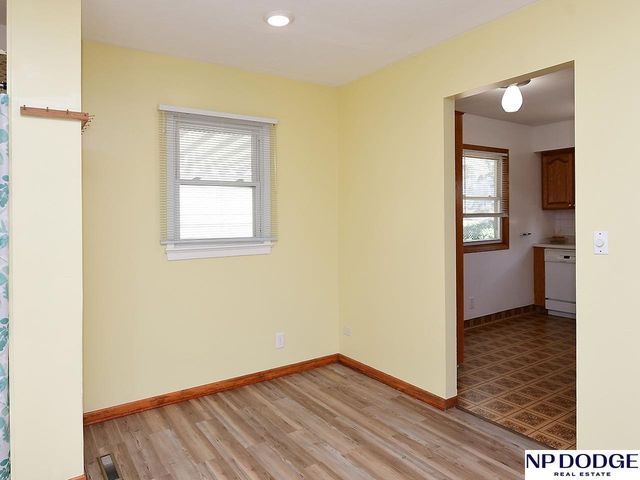 9422 Meredith Avenue, Omaha, NE 68134
