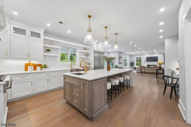 354 Beaufort Ave, Livingston Twp., NJ 07039