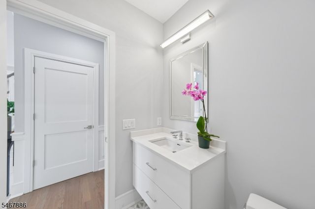 354 Beaufort Ave, Livingston Twp., NJ 07039