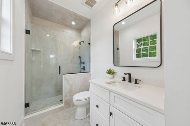 354 Beaufort Ave, Livingston Twp., NJ 07039