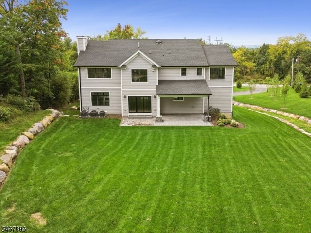 354 Beaufort Ave, Livingston Twp., NJ 07039