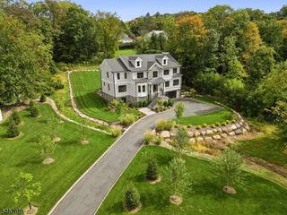 354 Beaufort Ave, Livingston Twp., NJ 07039
