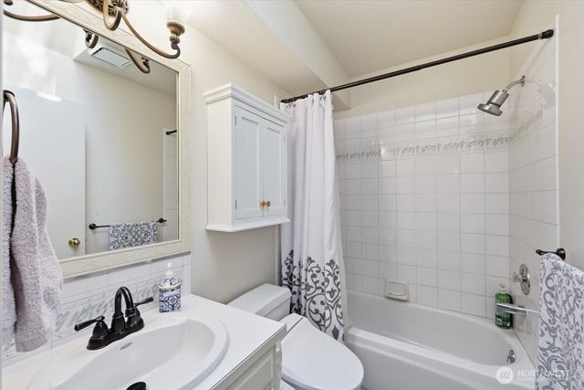 6011 S Julia Court, Spokane, WA 99223