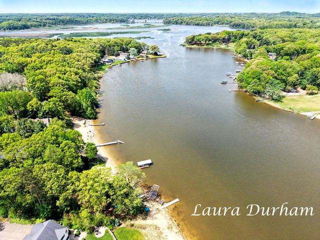 6312 Silver Lake Drive, Saugatuck, MI 49453