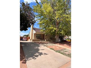 187 University Cir, Pueblo, CO 81005