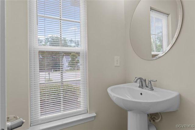 10606 Ethens Point Ct, Chesterfield, VA 23831