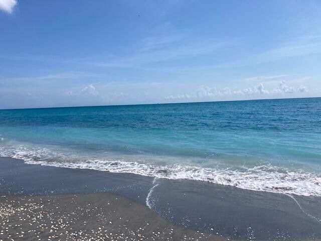 907 Marina Drive 402, North Palm Beach, FL 33408