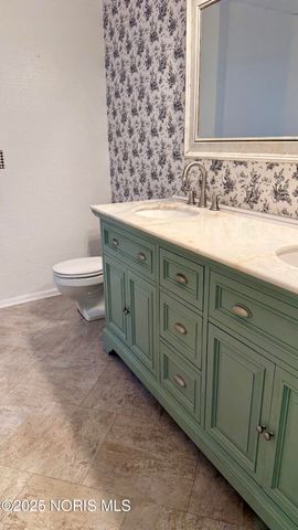 3407 Oak Alley Court, Unit 203, Toledo, OH 43606