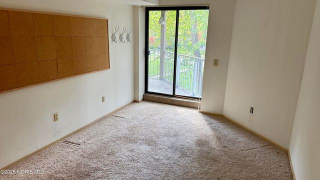 3407 Oak Alley Court, Unit 203, Toledo, OH 43606