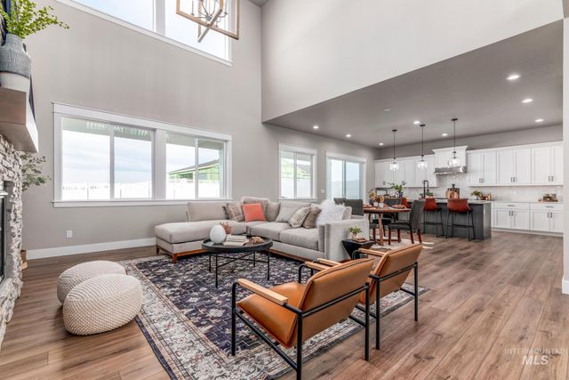 15249 Steel Cloud Ave, Caldwell, ID 83607