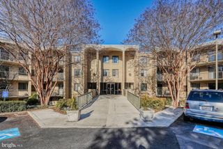 7425 DEMOCRACY BLVD #A-201, Bethesda, MD 20817