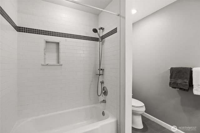 1168 NW Sunlit Lane, Bremerton, WA 98312