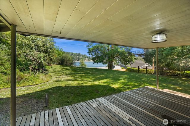 1168 NW Sunlit Lane, Bremerton, WA 98312