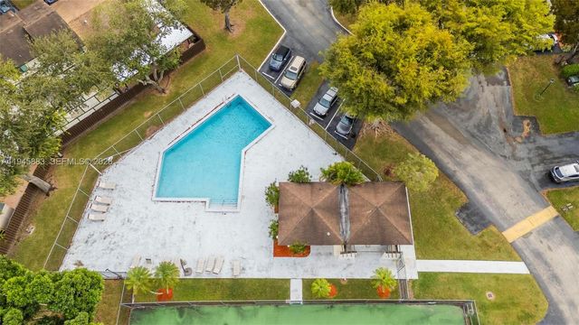 12736 SW 68th Ln, Miami, FL 33183