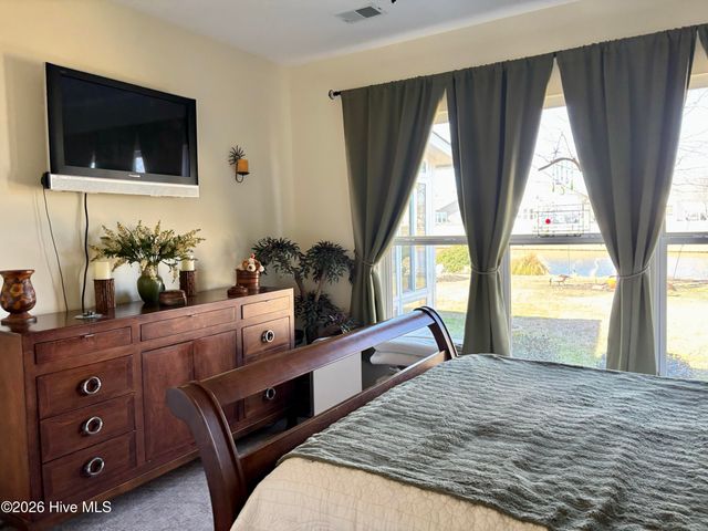 5214 Windward Way, Southport, NC 28461