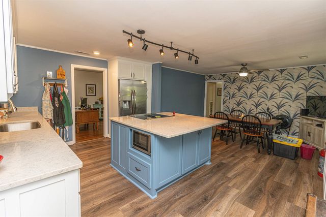 48 BAKER RD, Selmer, TN 38375