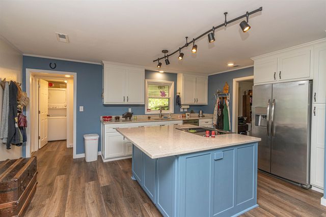 48 BAKER RD, Selmer, TN 38375