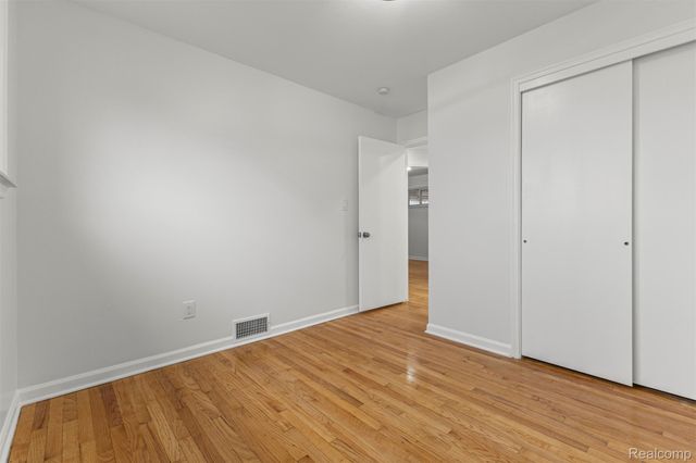 462 Clair Street, Garden City, MI 48135