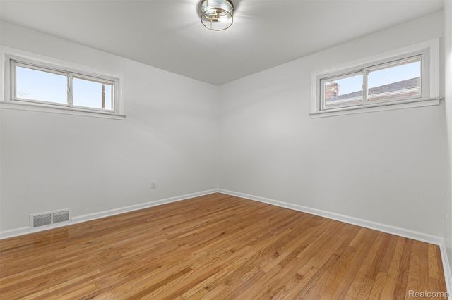 462 Clair Street, Garden City, MI 48135