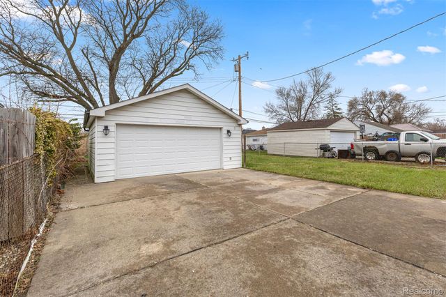 462 Clair Street, Garden City, MI 48135