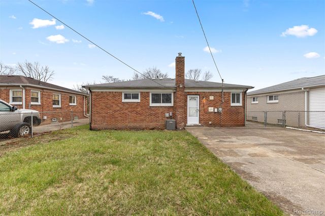 462 Clair Street, Garden City, MI 48135