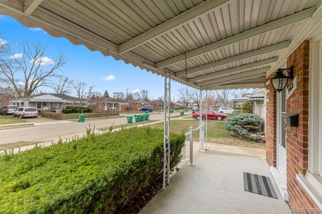 462 Clair Street, Garden City, MI 48135