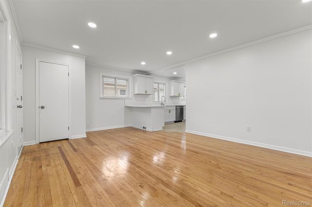 462 Clair Street, Garden City, MI 48135