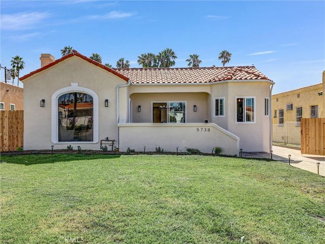 5738 S Mullen Avenue, Los Angeles, CA 90043