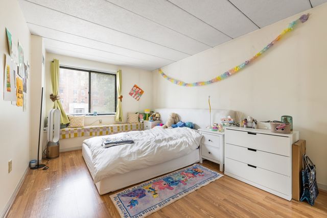1933 Commonwealth Avenue 112, Boston, MA 02135