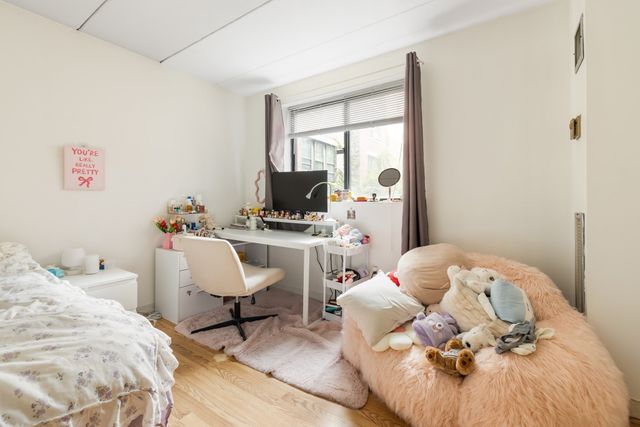 1933 Commonwealth Avenue 112, Boston, MA 02135